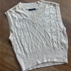 moon & madison V-Neck Cable Knit Sweater Vest - Cream